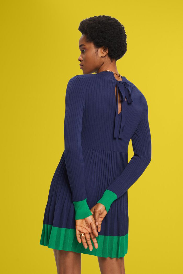 Pleated mini dress with long-sleeves & crewneck, DARK BLUE, detail image number 3