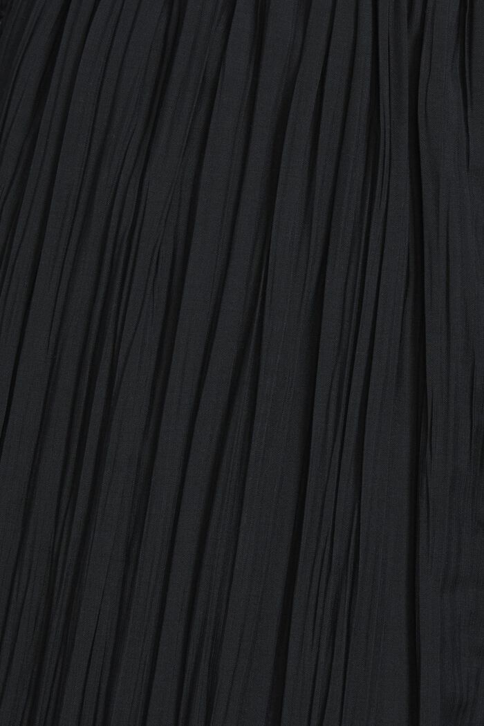 Pleated High-Rise Shorts, BLACK, detail image number 5