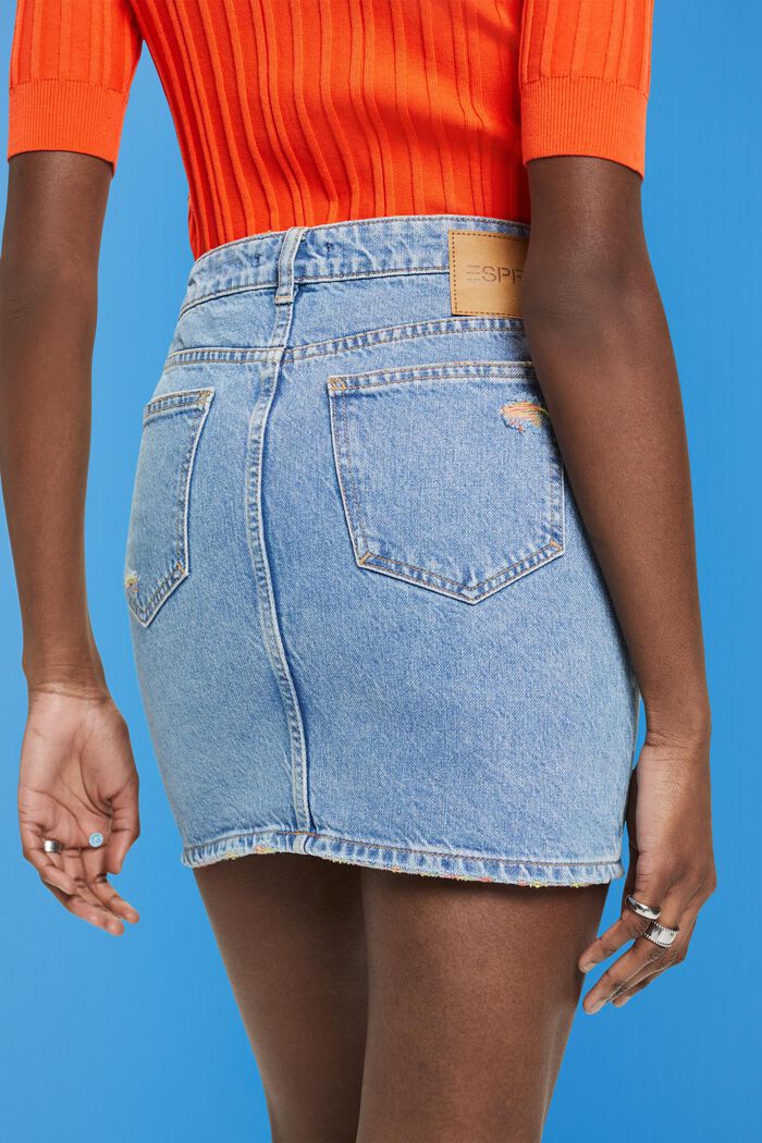 Denim mini skirt with ripped details, BLUE MEDIUM WASHED, detail image number 2