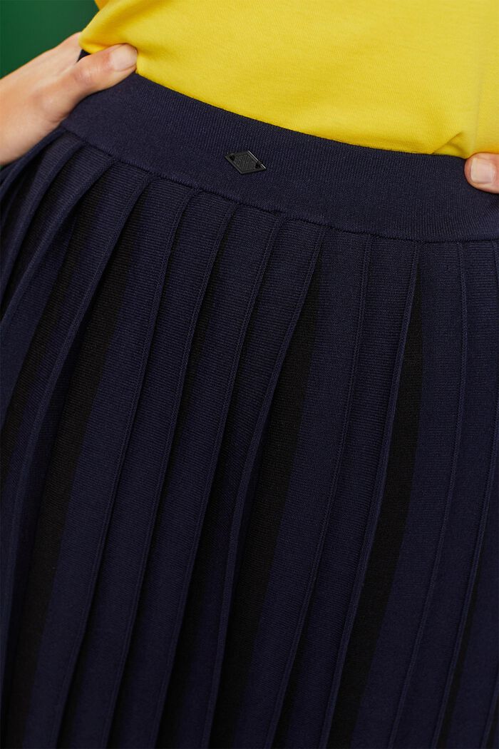 Pleated Knit Mini Skirt, NAVY, detail image number 2