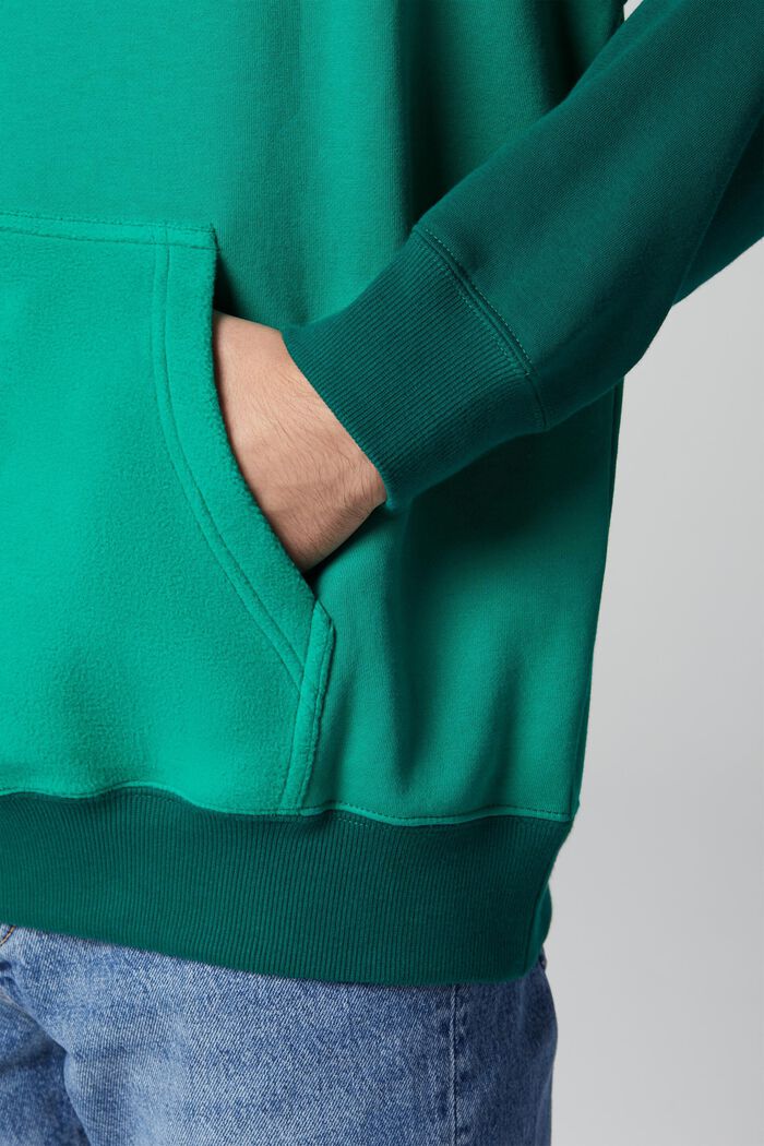 Unisex sweatshirt in a patchwork look, GREEN, detail image number 4