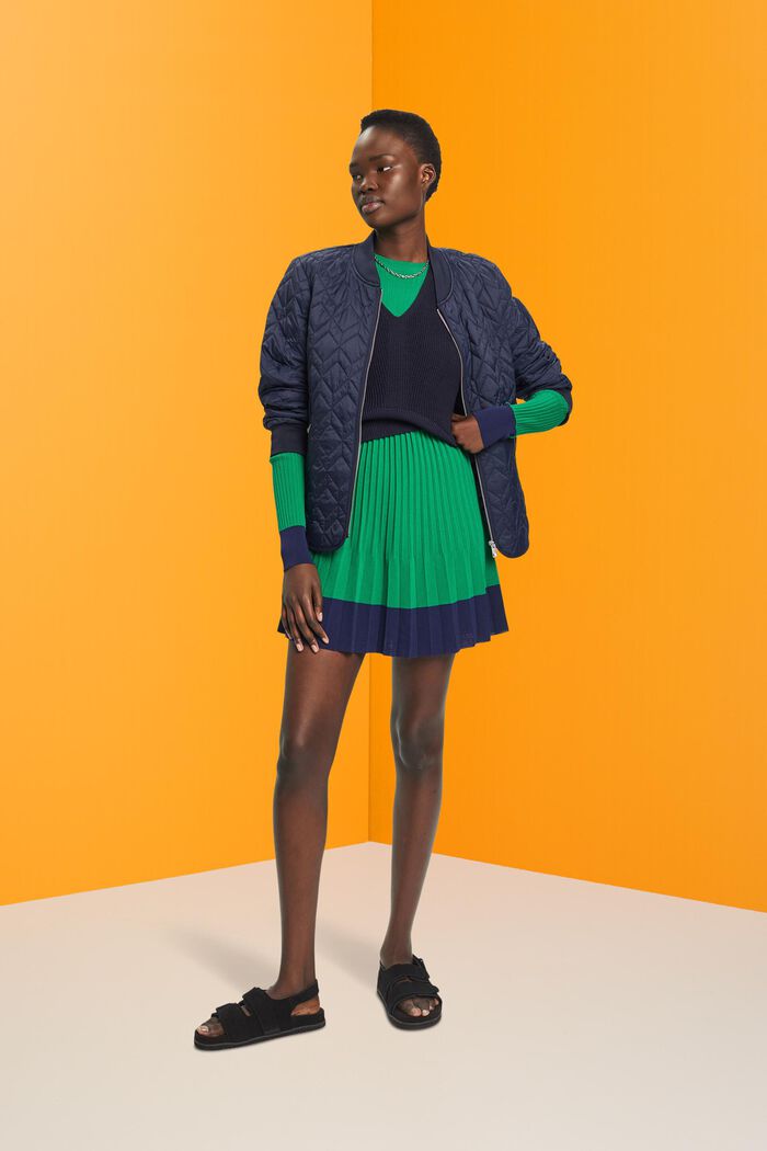 Pleated mini dress with long-sleeves & crewneck, EMERALD GREEN, detail image number 0