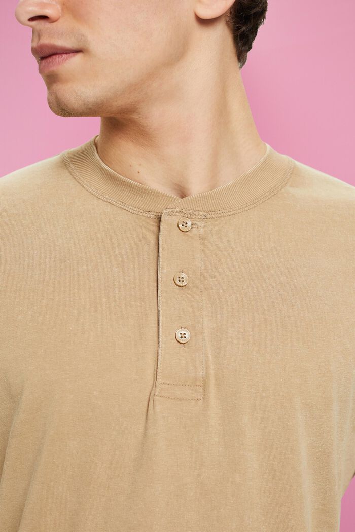 Long-sleeved top with buttons, KHAKI BEIGE, detail image number 2